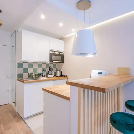 Fessart - Cozy With Private Garden Buttes Chaumont Apartment *
